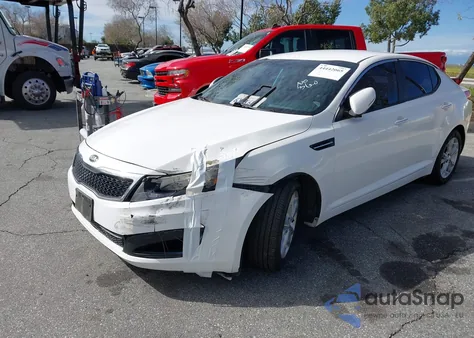2013 Kia Optima Lx z USA, uszkodzony, nr VIN 5XXGM4A75DG163544